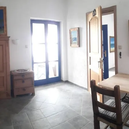 Ferienwohnung Castello Sebastian Argalasti