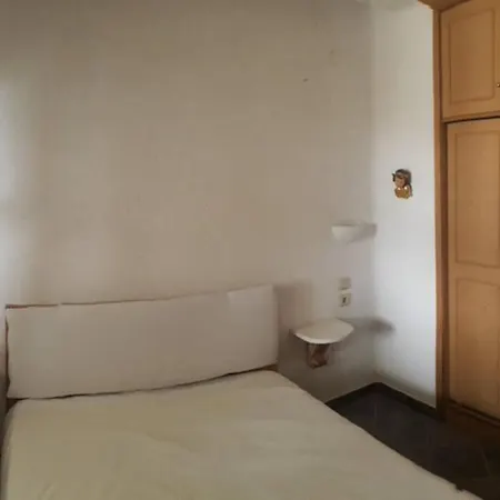 Apartment Ferienwohnung Castello Sebastian Argalasti
